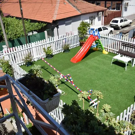 Apartment Sleep'N Drive Belgrade Exterior photo