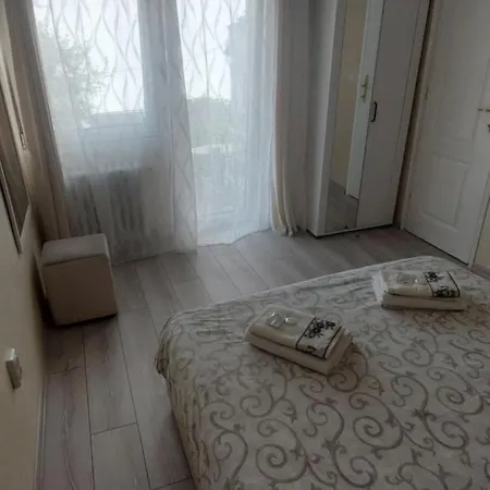 Apartment Sleep'N Drive Belgrade Exterior photo