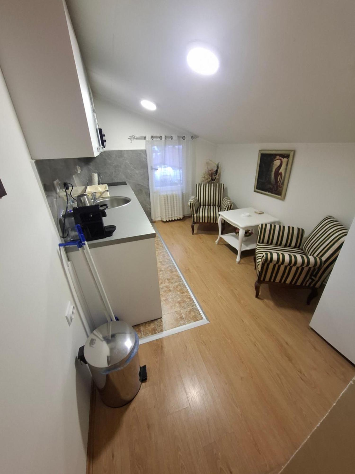 Sleep'n Drive Apartment